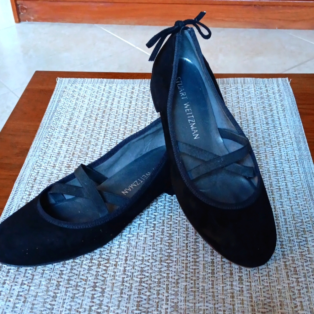 EUC.5.5 ballet flat Stuart Weitzman.Black suade